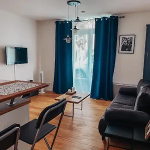 https://superbe-appartement-avec-cours.midi-pyreneeshotels.com